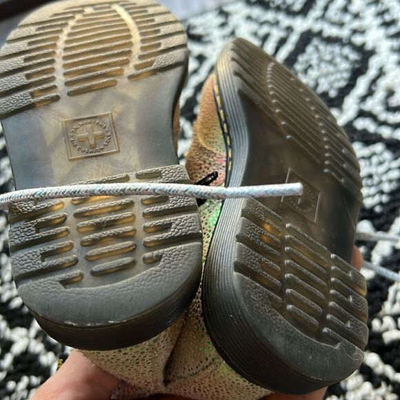 DR MARTENS Boots Iridescent Rainbow Multicolored size 8 1460 pascal t in EUC - Picture 5 of 8